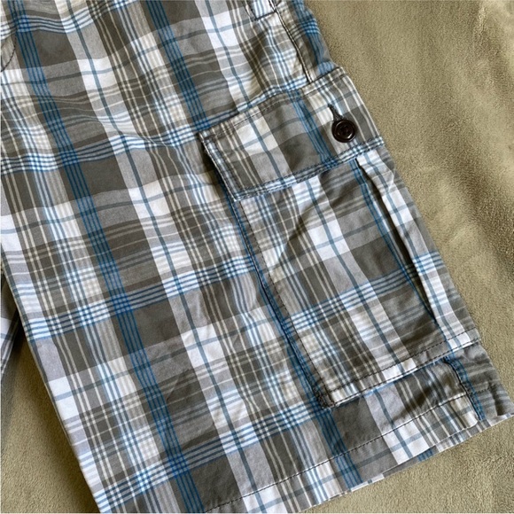 Dockers Men’s Plaid Cotton Cargo Shorts - Picture 3 of 13